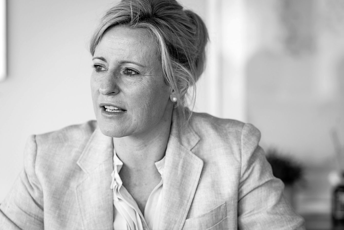 Brigitte Breisacher in an elipsLife echo-interview 