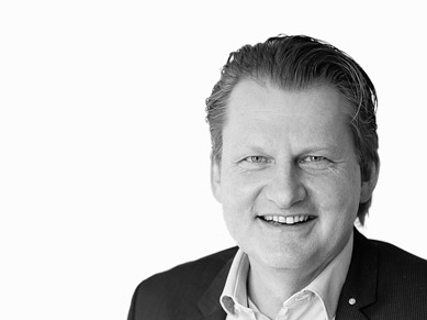 Ralph Siegl, Managing Director im elipsLife Interview