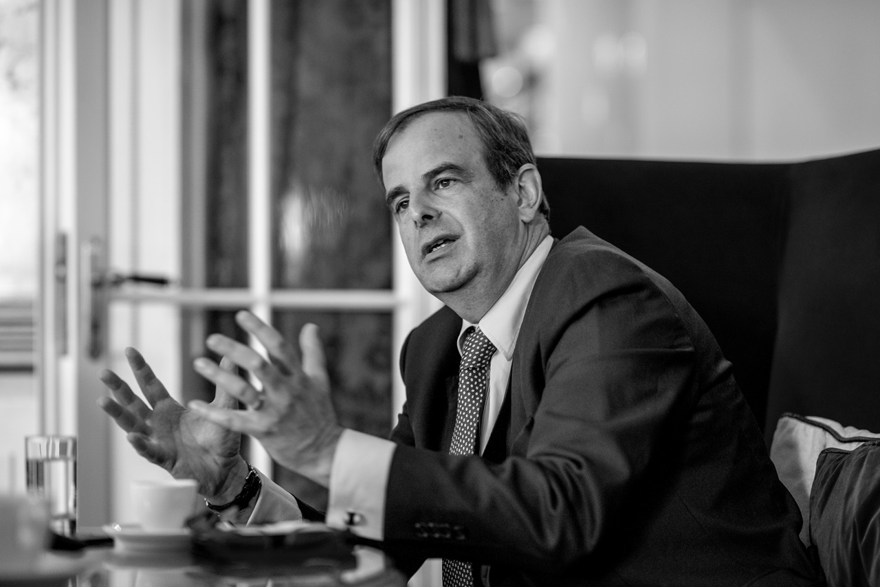 A picture of Gerhard Pfister giving the interview.