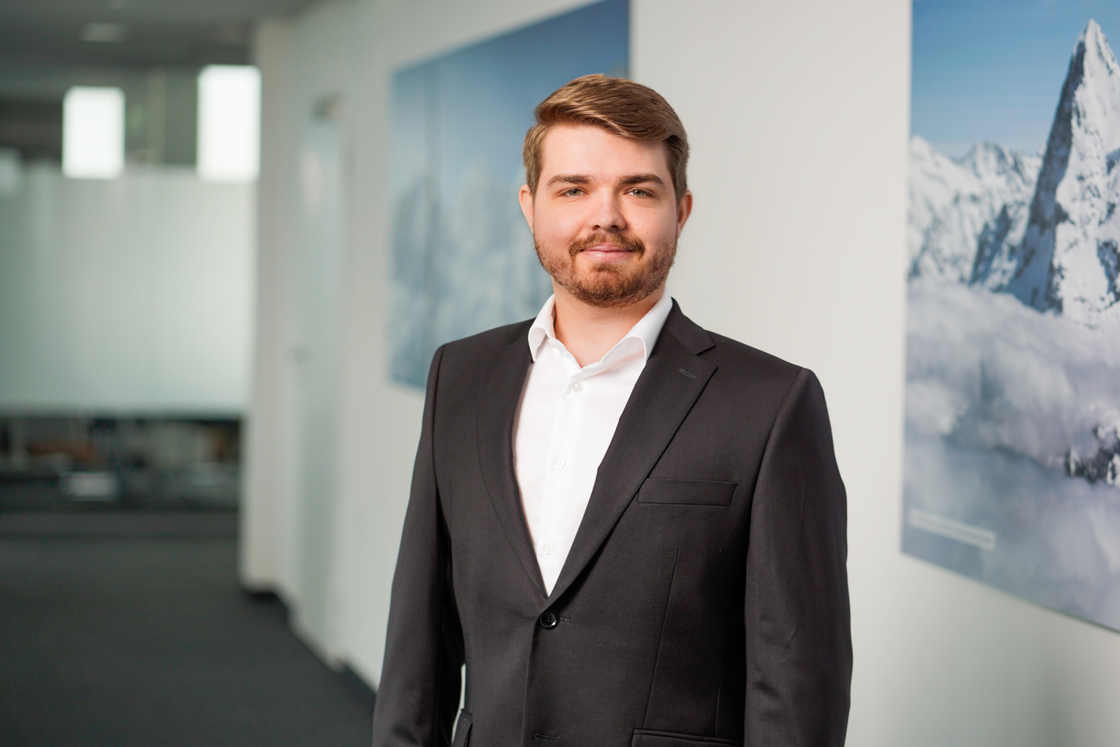 portrait of Timo Neef